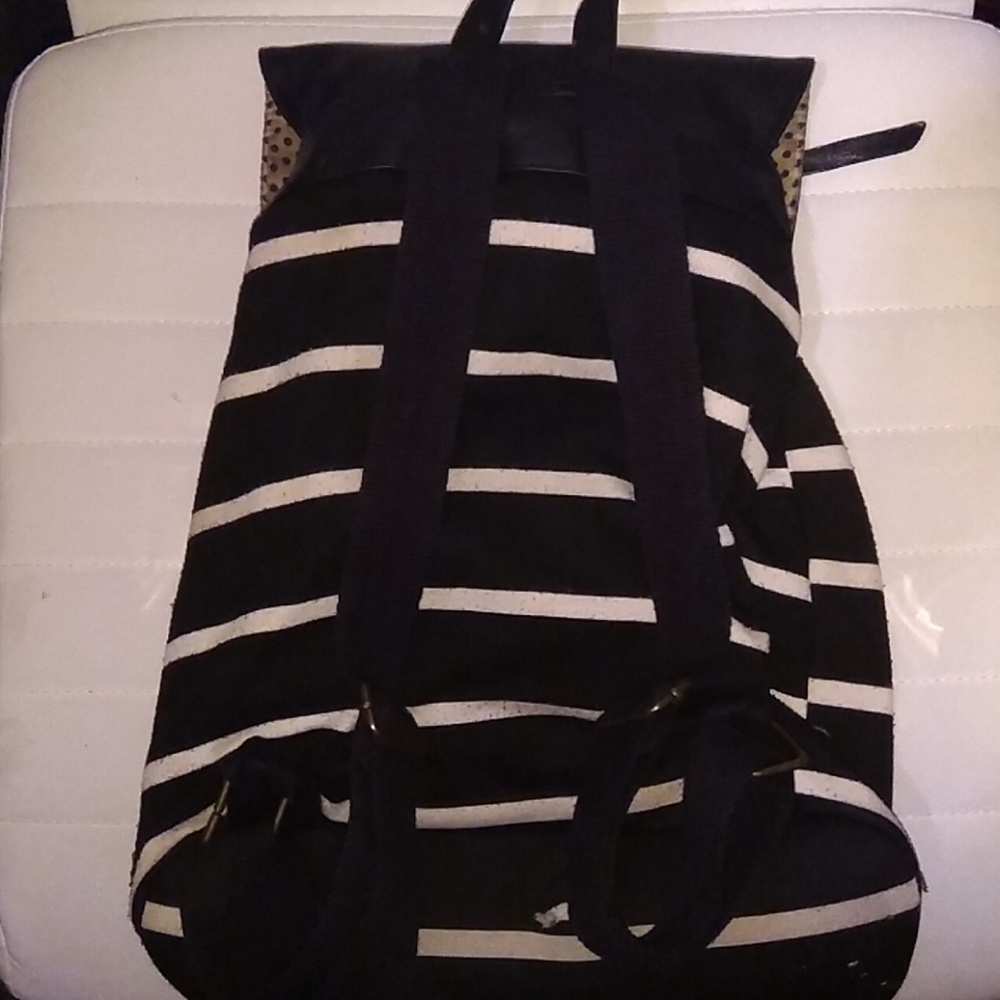Backpack - Picture 2 of 3